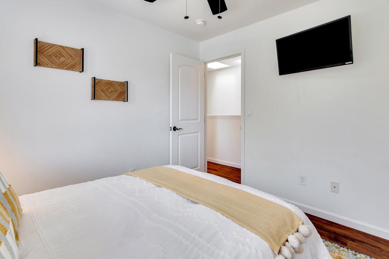 Downtown Paso: Sip N Sleepz 3 Bed/2.5 Bath Villa Paso Robles Eksteriør bilde